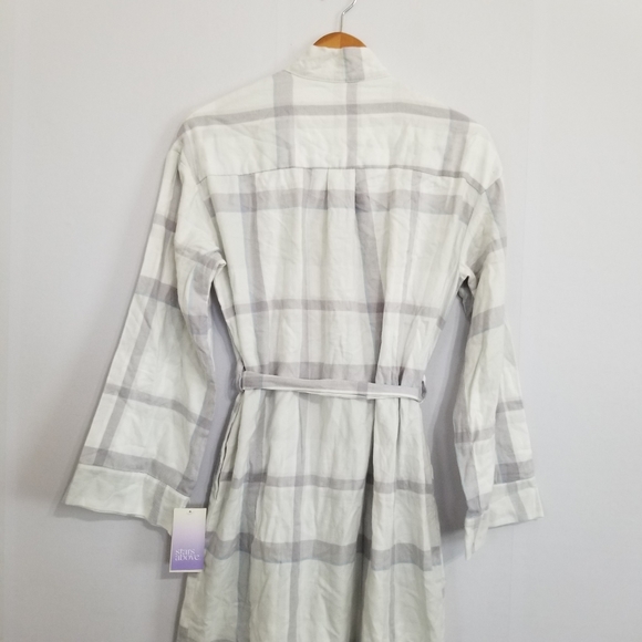 NWT Stars Above Gray Plaid Cozy Flannel Robe Size XS/S - Picture 5 of 10